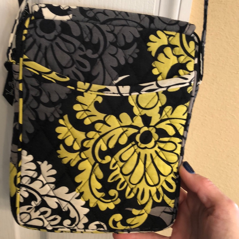 Vera Bradley Mini Hipster Baroque like new!